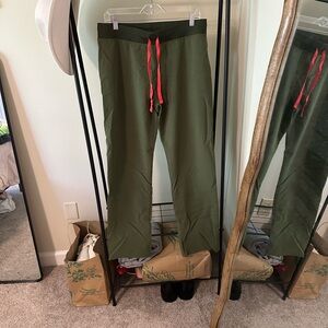 FIGS Women’s Olive Green Scrub Pant
